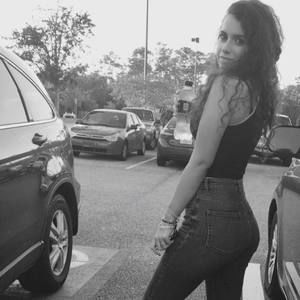 Meet your Posher, Tina